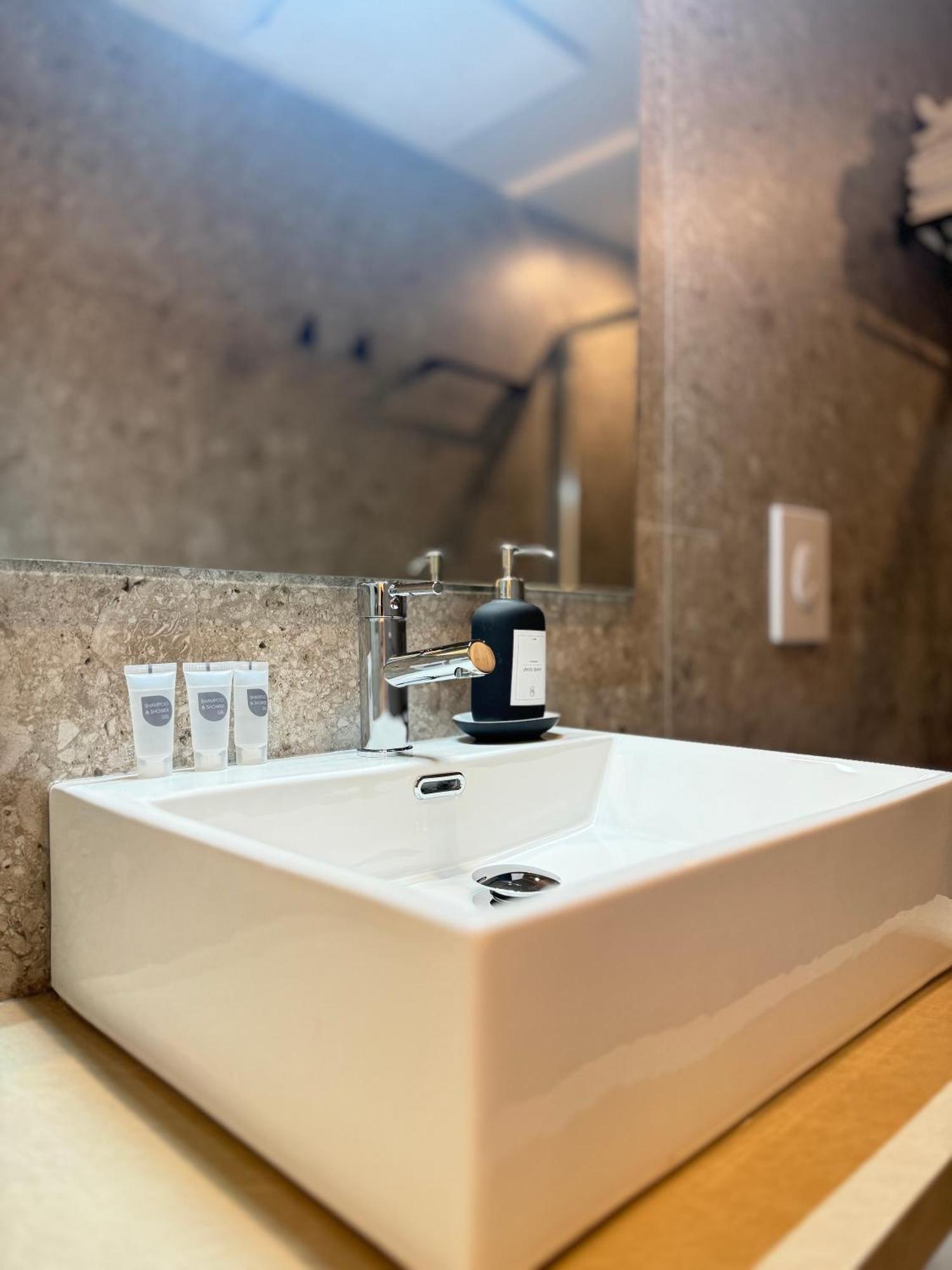 Honeycomb Guesthouse Roma Dış mekan fotoğraf