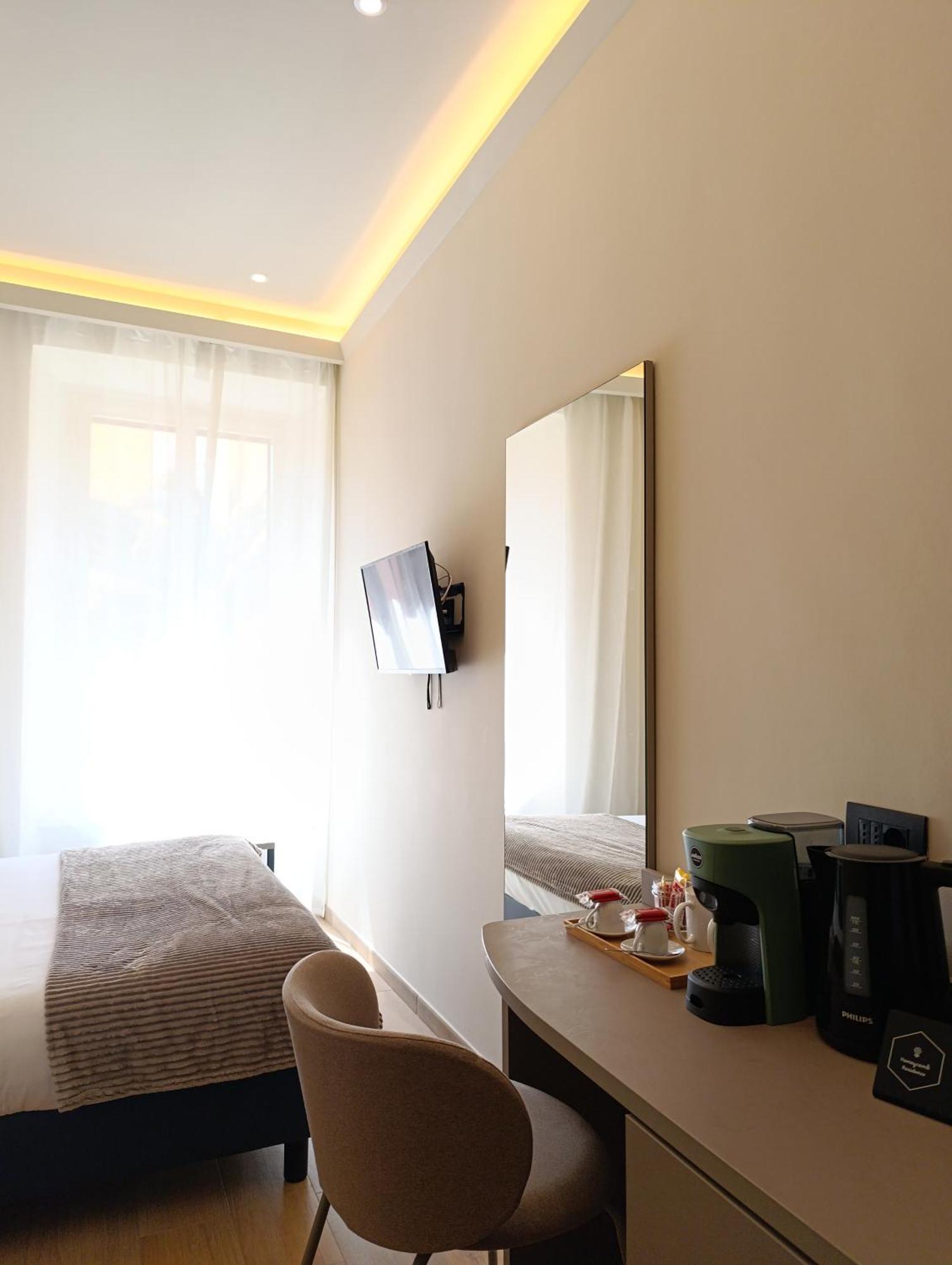 Honeycomb Guesthouse Roma Dış mekan fotoğraf